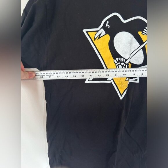 Pittsburg Penguins Crosby Tshirt - Picture 3 of 7